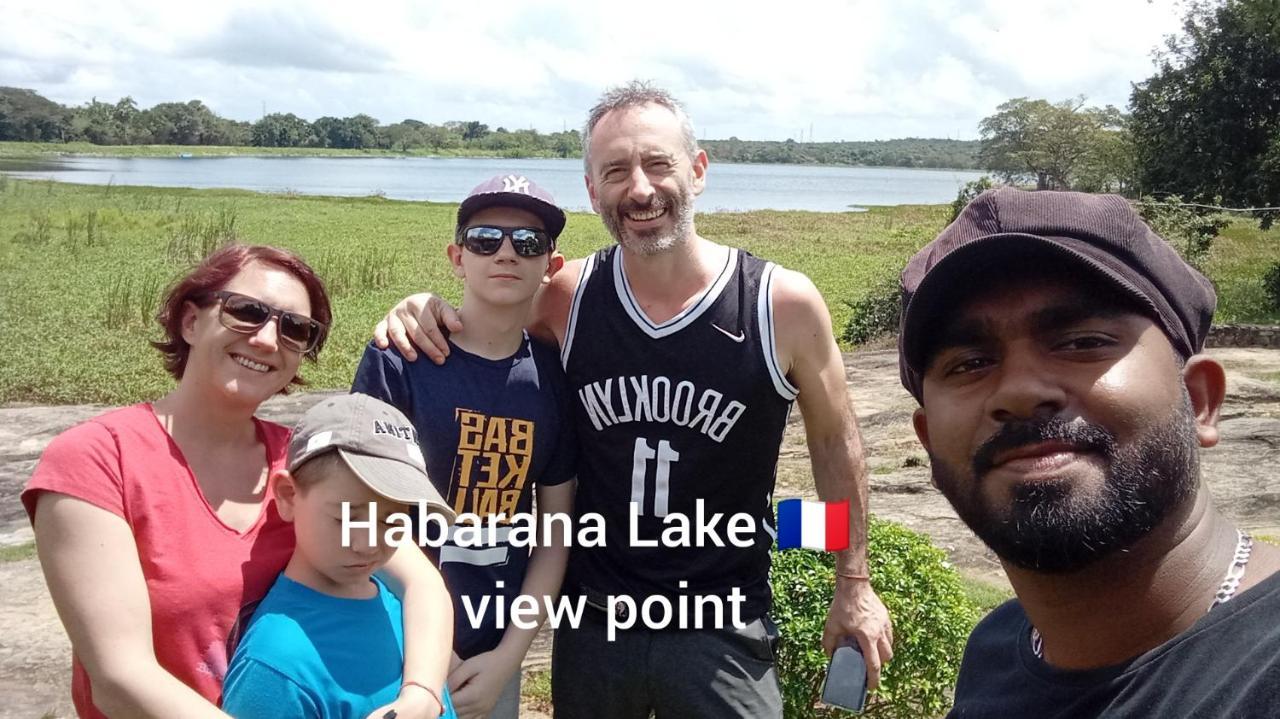 Oleena Home Stay Habarana Extérieur photo